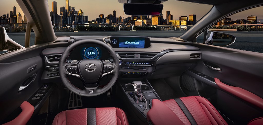 طراحی داخلی Lexus UX 200