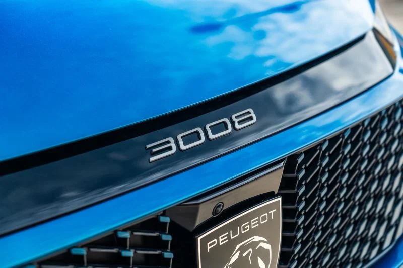 پژو 3008