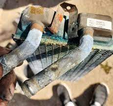 علائم نشتی رادیاتور بخاری